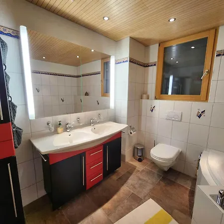 Chasa Foppa Lägenhetshotell 3*